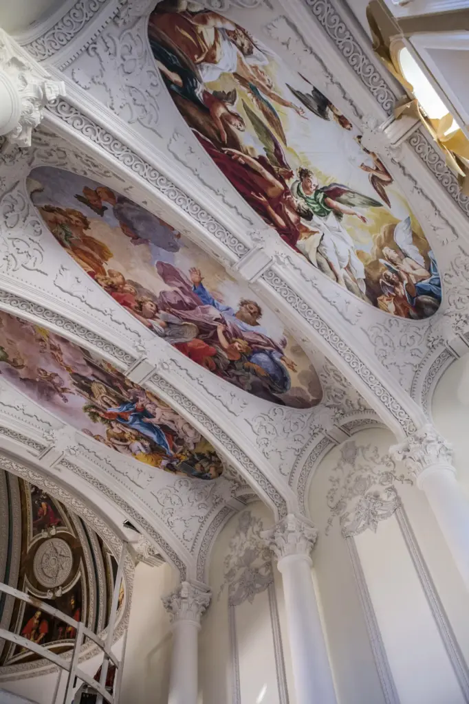 Cathedral Ceiling 13